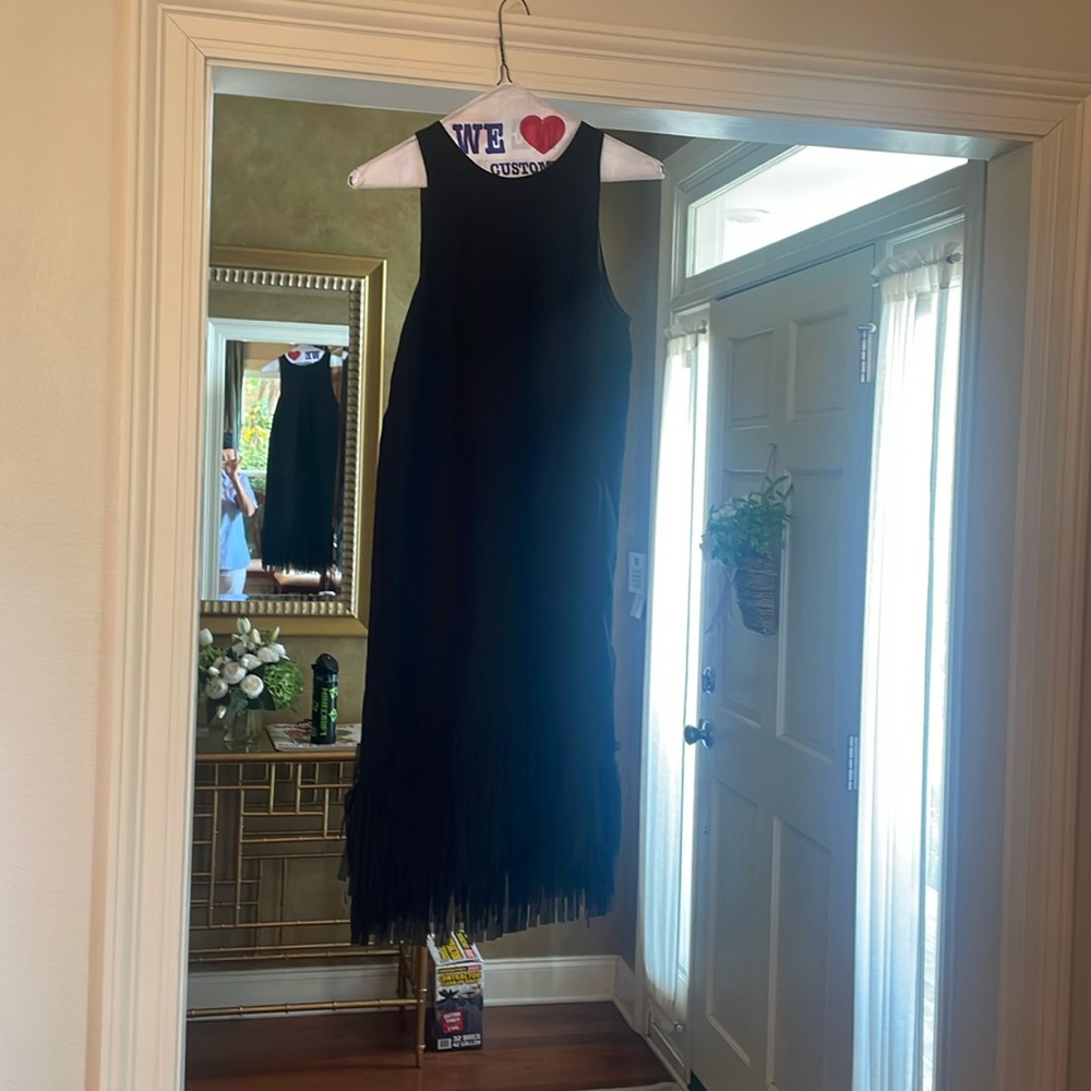 Black cocktail dress with fringe at bottom size 0